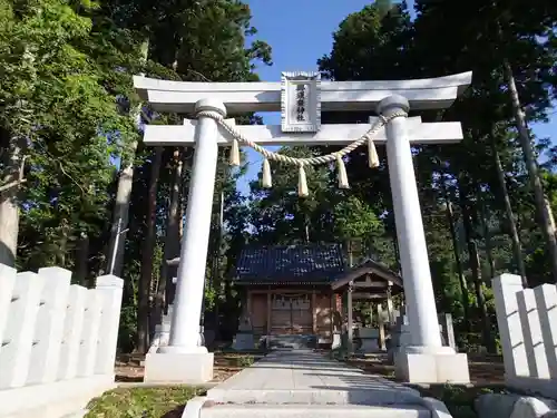 與須奈神社の鳥居