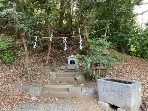 愛宕神社の末社