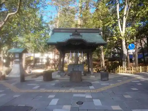 諏訪大社下社秋宮の手水舎