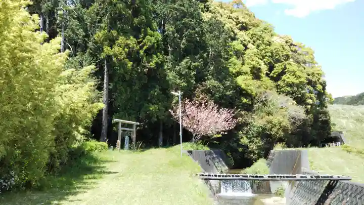 三寸神社の周辺
