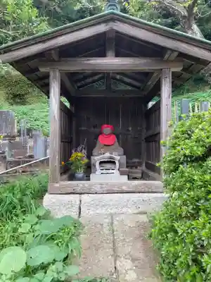 東光寺の像