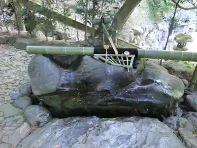 安養寺（立木観音）の手水舎