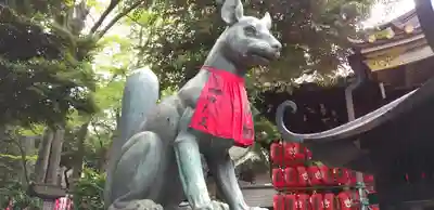 豊川稲荷東京別院の狛犬