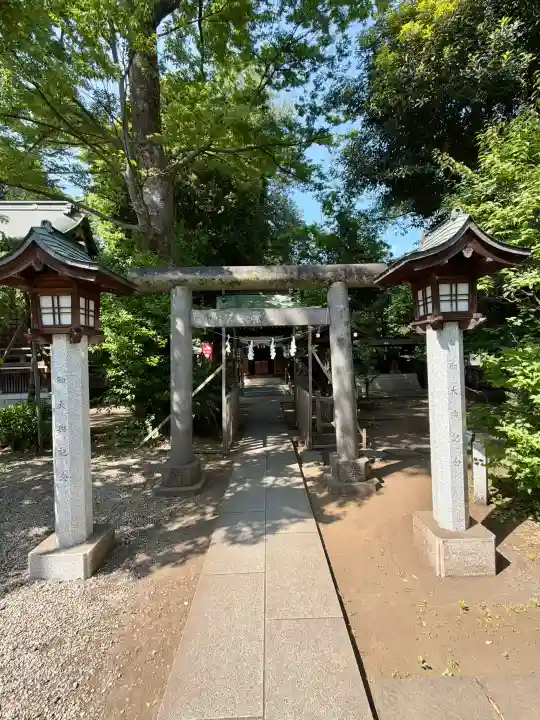 布多天神社の{uncategorized: "未分類", other: "その他", undefined: "問題あり", building: "その他建物", grave: "お墓", sacred_gate: "鳥居", guardian: "狛犬", statue: "像", buddha: "仏像", history: "歴史", nature: "自然", garden: "庭園", animal: "動物", pagoda: "塔", temizu: "手水舎", mountain_gate: "山門・神門", sanctuary: "本殿・本堂", subordinate: "末社・摂社", art: "芸術", scenery: "景色", jizo: "地蔵", ema: "絵馬", goshuin: "御朱印", omikuji: "おみくじ", items: "授与品その他", amulet: "お守り", goshuincho: "御朱印帳", eats: "食事", festival: "お祭り", votive_dance: "神楽", shichigosan: "七五三参", wedding: "結婚式", experience: "体験その他", initially: "初詣", around: "周辺", anti_infection: "感染症対策"}