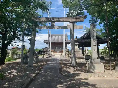 白髭神社の鳥居