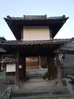遍照寺の山門・神門