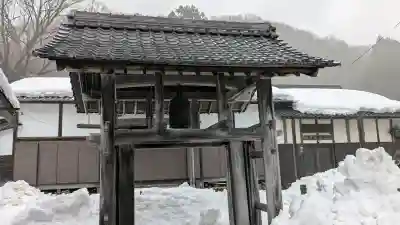 常光寺の{uncategorized: "未分類", other: "その他", undefined: "問題あり", building: "その他建物", grave: "お墓", sacred_gate: "鳥居", guardian: "狛犬", statue: "像", buddha: "仏像", history: "歴史", nature: "自然", garden: "庭園", animal: "動物", pagoda: "塔", temizu: "手水舎", mountain_gate: "山門・神門", sanctuary: "本殿・本堂", subordinate: "末社・摂社", art: "芸術", scenery: "景色", jizo: "地蔵", ema: "絵馬", goshuin: "御朱印", omikuji: "おみくじ", items: "授与品その他", amulet: "お守り", goshuincho: "御朱印帳", eats: "食事", festival: "お祭り", votive_dance: "神楽", shichigosan: "七五三参", wedding: "結婚式", experience: "体験その他", initially: "初詣", around: "周辺", anti_infection: "感染症対策"}