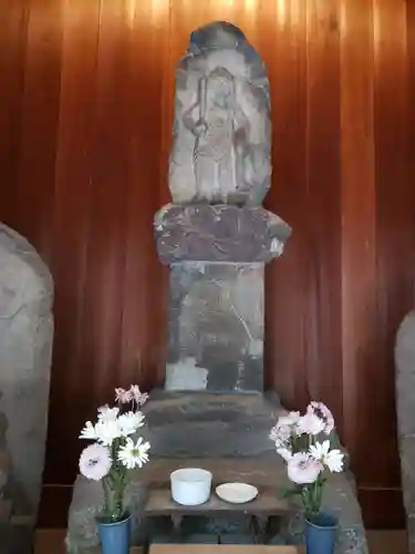 宮益御嶽神社の仏像