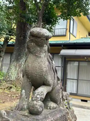 東中野熊野神社の狛犬