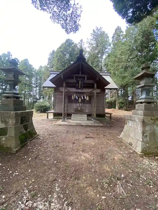 近津神社の本殿・本堂