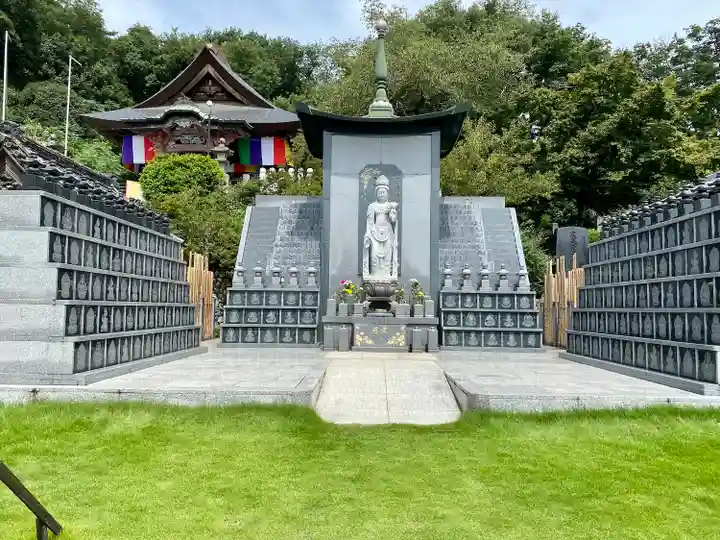 埼玉厄除け開運大師・龍泉寺(切り絵御朱印発祥の寺)(埼玉県)
