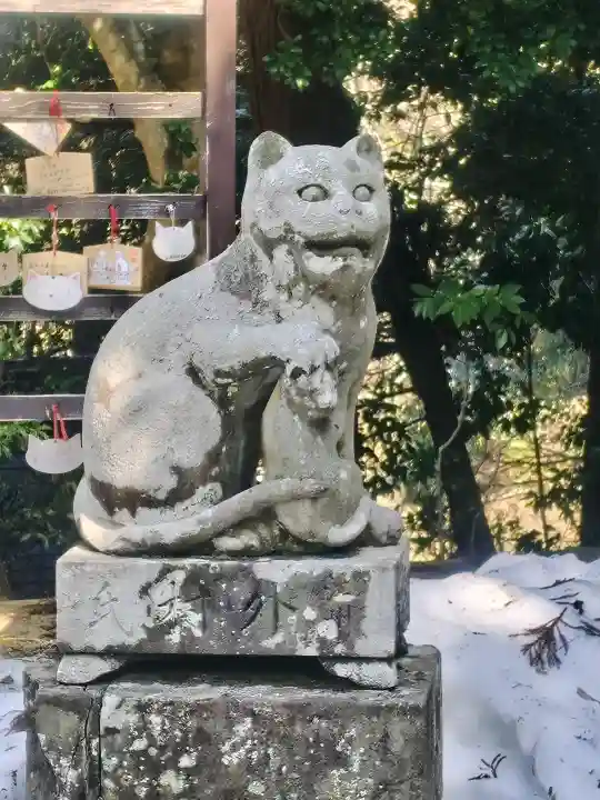 金刀比羅神社の{uncategorized: "未分類", other: "その他", undefined: "問題あり", building: "その他建物", grave: "お墓", sacred_gate: "鳥居", guardian: "狛犬", statue: "像", buddha: "仏像", history: "歴史", nature: "自然", garden: "庭園", animal: "動物", pagoda: "塔", temizu: "手水舎", mountain_gate: "山門・神門", sanctuary: "本殿・本堂", subordinate: "末社・摂社", art: "芸術", scenery: "景色", jizo: "地蔵", ema: "絵馬", goshuin: "御朱印", omikuji: "おみくじ", items: "授与品その他", amulet: "お守り", goshuincho: "御朱印帳", eats: "食事", festival: "お祭り", votive_dance: "神楽", shichigosan: "七五三参", wedding: "結婚式", experience: "体験その他", initially: "初詣", around: "周辺", anti_infection: "感染症対策"}