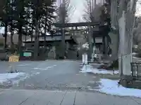 諏訪大社上社前宮の{uncategorized: "未分類", other: "その他", undefined: "問題あり", building: "その他建物", grave: "お墓", sacred_gate: "鳥居", guardian: "狛犬", statue: "像", buddha: "仏像", history: "歴史", nature: "自然", garden: "庭園", animal: "動物", pagoda: "塔", temizu: "手水舎", mountain_gate: "山門・神門", sanctuary: "本殿・本堂", subordinate: "末社・摂社", art: "芸術", scenery: "景色", jizo: "地蔵", ema: "絵馬", goshuin: "御朱印", omikuji: "おみくじ", items: "授与品その他", amulet: "お守り", goshuincho: "御朱印帳", eats: "食事", festival: "お祭り", votive_dance: "神楽", shichigosan: "七五三参", wedding: "結婚式", experience: "体験その他", initially: "初詣", around: "周辺", anti_infection: "感染症対策"}