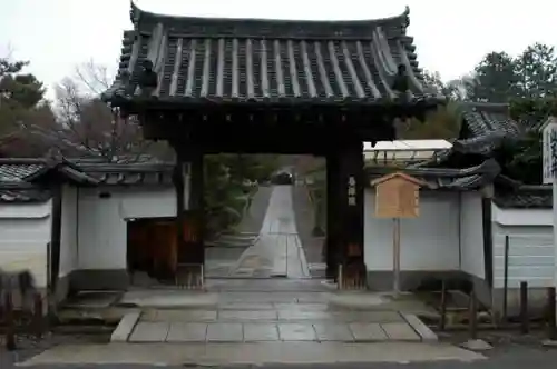 養源院の山門・神門