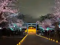 靖國神社の{uncategorized: "未分類", other: "その他", undefined: "問題あり", building: "その他建物", grave: "お墓", sacred_gate: "鳥居", guardian: "狛犬", statue: "像", buddha: "仏像", history: "歴史", nature: "自然", garden: "庭園", animal: "動物", pagoda: "塔", temizu: "手水舎", mountain_gate: "山門・神門", sanctuary: "本殿・本堂", subordinate: "末社・摂社", art: "芸術", scenery: "景色", jizo: "地蔵", ema: "絵馬", goshuin: "御朱印", omikuji: "おみくじ", items: "授与品その他", amulet: "お守り", goshuincho: "御朱印帳", eats: "食事", festival: "お祭り", votive_dance: "神楽", shichigosan: "七五三参", wedding: "結婚式", experience: "体験その他", initially: "初詣", around: "周辺", anti_infection: "感染症対策"}
