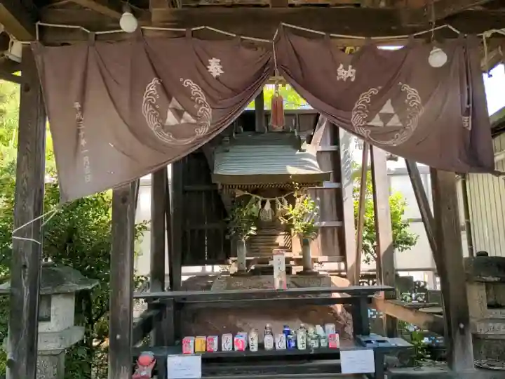 富吉神社(銭洗尾張弁財天)の{uncategorized: "未分類", other: "その他", undefined: "問題あり", building: "その他建物", grave: "お墓", sacred_gate: "鳥居", guardian: "狛犬", statue: "像", buddha: "仏像", history: "歴史", nature: "自然", garden: "庭園", animal: "動物", pagoda: "塔", temizu: "手水舎", mountain_gate: "山門・神門", sanctuary: "本殿・本堂", subordinate: "末社・摂社", art: "芸術", scenery: "景色", jizo: "地蔵", ema: "絵馬", goshuin: "御朱印", omikuji: "おみくじ", items: "授与品その他", amulet: "お守り", goshuincho: "御朱印帳", eats: "食事", festival: "お祭り", votive_dance: "神楽", shichigosan: "七五三参", wedding: "結婚式", experience: "体験その他", initially: "初詣", around: "周辺", anti_infection: "感染症対策"}