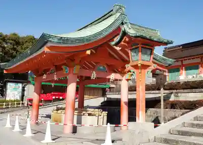 伏見稲荷大社の手水舎