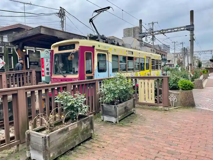白龍弁財天の{uncategorized: "未分類", other: "その他", undefined: "問題あり", building: "その他建物", grave: "お墓", sacred_gate: "鳥居", guardian: "狛犬", statue: "像", buddha: "仏像", history: "歴史", nature: "自然", garden: "庭園", animal: "動物", pagoda: "塔", temizu: "手水舎", mountain_gate: "山門・神門", sanctuary: "本殿・本堂", subordinate: "末社・摂社", art: "芸術", scenery: "景色", jizo: "地蔵", ema: "絵馬", goshuin: "御朱印", omikuji: "おみくじ", items: "授与品その他", amulet: "お守り", goshuincho: "御朱印帳", eats: "食事", festival: "お祭り", votive_dance: "神楽", shichigosan: "七五三参", wedding: "結婚式", experience: "体験その他", initially: "初詣", around: "周辺", anti_infection: "感染症対策"}