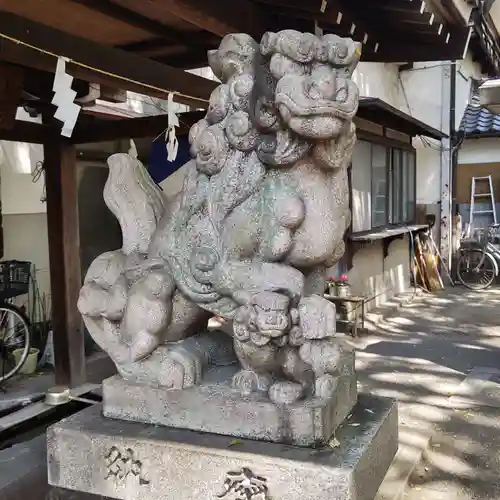 神明社（伊勢山神明社）の狛犬