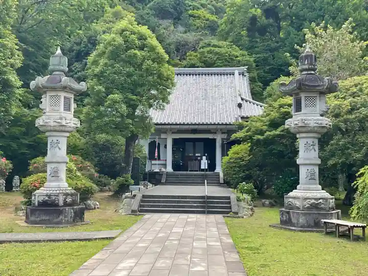 願成就院の本殿・本堂