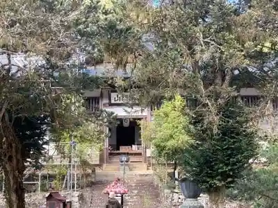 龍澤寺の本殿