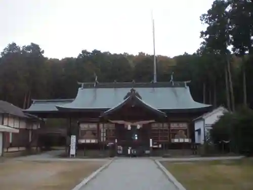 安仁神社の本殿