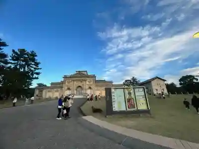 春日大社の{uncategorized: "未分類", other: "その他", undefined: "問題あり", building: "その他建物", grave: "お墓", sacred_gate: "鳥居", guardian: "狛犬", statue: "像", buddha: "仏像", history: "歴史", nature: "自然", garden: "庭園", animal: "動物", pagoda: "塔", temizu: "手水舎", mountain_gate: "山門・神門", sanctuary: "本殿・本堂", subordinate: "末社・摂社", art: "芸術", scenery: "景色", jizo: "地蔵", ema: "絵馬", goshuin: "御朱印", omikuji: "おみくじ", items: "授与品その他", amulet: "お守り", goshuincho: "御朱印帳", eats: "食事", festival: "お祭り", votive_dance: "神楽", shichigosan: "七五三参", wedding: "結婚式", experience: "体験その他", initially: "初詣", around: "周辺", anti_infection: "感染症対策"}