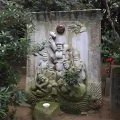 大宝八幡宮の像