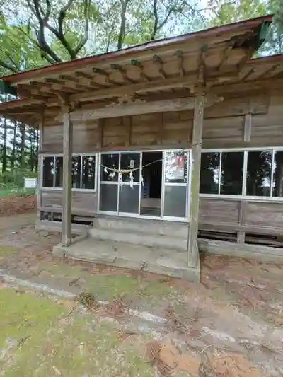 舘神社の本殿