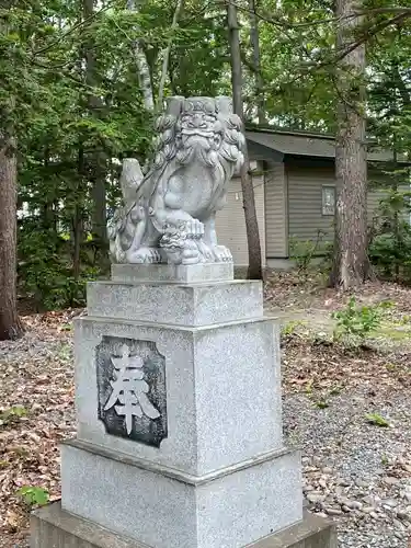 多寄神社の狛犬