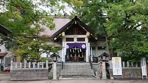 豊平神社の本殿