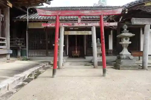 八雲神社の末社