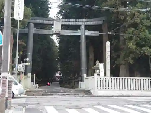 北口本宮冨士浅間神社の鳥居