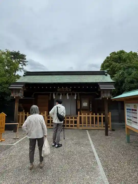 豊國神社の{uncategorized: "未分類", other: "その他", undefined: "問題あり", building: "その他建物", grave: "お墓", sacred_gate: "鳥居", guardian: "狛犬", statue: "像", buddha: "仏像", history: "歴史", nature: "自然", garden: "庭園", animal: "動物", pagoda: "塔", temizu: "手水舎", mountain_gate: "山門・神門", sanctuary: "本殿・本堂", subordinate: "末社・摂社", art: "芸術", scenery: "景色", jizo: "地蔵", ema: "絵馬", goshuin: "御朱印", omikuji: "おみくじ", items: "授与品その他", amulet: "お守り", goshuincho: "御朱印帳", eats: "食事", festival: "お祭り", votive_dance: "神楽", shichigosan: "七五三参", wedding: "結婚式", experience: "体験その他", initially: "初詣", around: "周辺", anti_infection: "感染症対策"}
