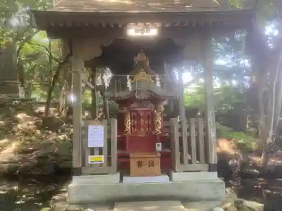泉神社の末社・摂社