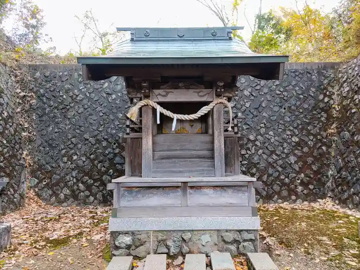 白山社の本殿・本堂