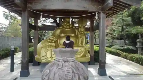 田村神社の像