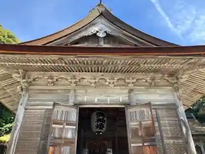 氣多大社の{uncategorized: "未分類", other: "その他", undefined: "問題あり", building: "その他建物", grave: "お墓", sacred_gate: "鳥居", guardian: "狛犬", statue: "像", buddha: "仏像", history: "歴史", nature: "自然", garden: "庭園", animal: "動物", pagoda: "塔", temizu: "手水舎", mountain_gate: "山門・神門", sanctuary: "本殿・本堂", subordinate: "末社・摂社", art: "芸術", scenery: "景色", jizo: "地蔵", ema: "絵馬", goshuin: "御朱印", omikuji: "おみくじ", items: "授与品その他", amulet: "お守り", goshuincho: "御朱印帳", eats: "食事", festival: "お祭り", votive_dance: "神楽", shichigosan: "七五三参", wedding: "結婚式", experience: "体験その他", initially: "初詣", around: "周辺", anti_infection: "感染症対策"}