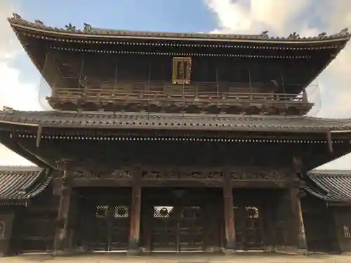 大通寺（長浜御坊）の山門