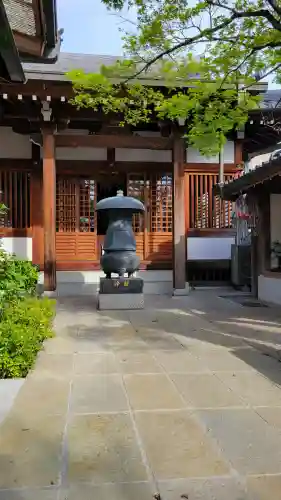 神宮寺の{uncategorized: "未分類", other: "その他", undefined: "問題あり", building: "その他建物", grave: "お墓", sacred_gate: "鳥居", guardian: "狛犬", statue: "像", buddha: "仏像", history: "歴史", nature: "自然", garden: "庭園", animal: "動物", pagoda: "塔", temizu: "手水舎", mountain_gate: "山門・神門", sanctuary: "本殿・本堂", subordinate: "末社・摂社", art: "芸術", scenery: "景色", jizo: "地蔵", ema: "絵馬", goshuin: "御朱印", omikuji: "おみくじ", items: "授与品その他", amulet: "お守り", goshuincho: "御朱印帳", eats: "食事", festival: "お祭り", votive_dance: "神楽", shichigosan: "七五三参", wedding: "結婚式", experience: "体験その他", initially: "初詣", around: "周辺", anti_infection: "感染症対策"}