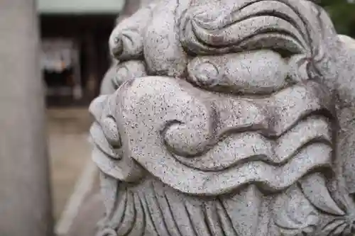 新田神社の狛犬