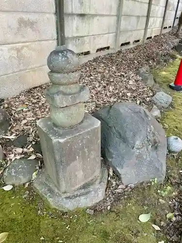 威光稲荷堂の{uncategorized: "未分類", other: "その他", undefined: "問題あり", building: "その他建物", grave: "お墓", sacred_gate: "鳥居", guardian: "狛犬", statue: "像", buddha: "仏像", history: "歴史", nature: "自然", garden: "庭園", animal: "動物", pagoda: "塔", temizu: "手水舎", mountain_gate: "山門・神門", sanctuary: "本殿・本堂", subordinate: "末社・摂社", art: "芸術", scenery: "景色", jizo: "地蔵", ema: "絵馬", goshuin: "御朱印", omikuji: "おみくじ", items: "授与品その他", amulet: "お守り", goshuincho: "御朱印帳", eats: "食事", festival: "お祭り", votive_dance: "神楽", shichigosan: "七五三参", wedding: "結婚式", experience: "体験その他", initially: "初詣", around: "周辺", anti_infection: "感染症対策"}