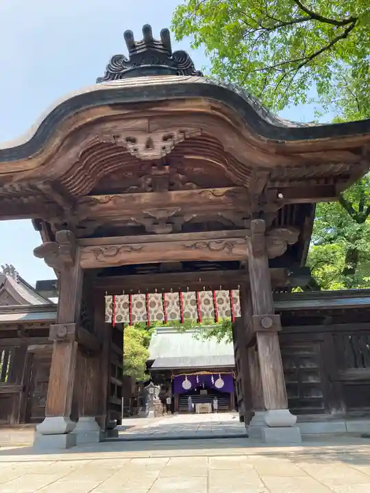 宇都宮二荒山神社の山門・神門