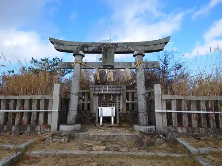 彌彦神社奥宮(御神廟)(新潟県)
