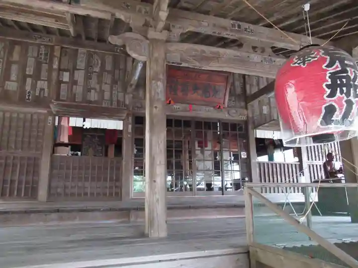 岩舟山高勝寺の本殿・本堂