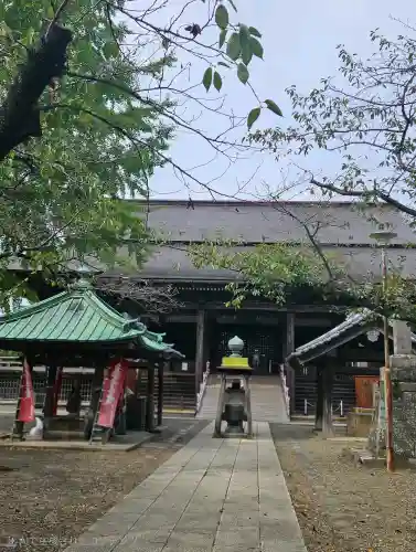 法華経寺の{uncategorized: "未分類", other: "その他", undefined: "問題あり", building: "その他建物", grave: "お墓", sacred_gate: "鳥居", guardian: "狛犬", statue: "像", buddha: "仏像", history: "歴史", nature: "自然", garden: "庭園", animal: "動物", pagoda: "塔", temizu: "手水舎", mountain_gate: "山門・神門", sanctuary: "本殿・本堂", subordinate: "末社・摂社", art: "芸術", scenery: "景色", jizo: "地蔵", ema: "絵馬", goshuin: "御朱印", omikuji: "おみくじ", items: "授与品その他", amulet: "お守り", goshuincho: "御朱印帳", eats: "食事", festival: "お祭り", votive_dance: "神楽", shichigosan: "七五三参", wedding: "結婚式", experience: "体験その他", initially: "初詣", around: "周辺", anti_infection: "感染症対策"}