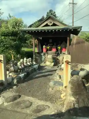夜泣き地蔵の本殿・本堂
