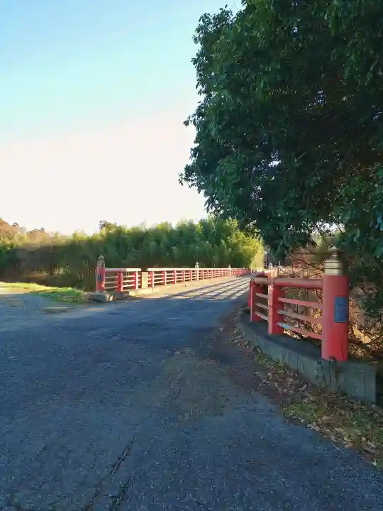 班渓寺の{uncategorized: "未分類", other: "その他", undefined: "問題あり", building: "その他建物", grave: "お墓", sacred_gate: "鳥居", guardian: "狛犬", statue: "像", buddha: "仏像", history: "歴史", nature: "自然", garden: "庭園", animal: "動物", pagoda: "塔", temizu: "手水舎", mountain_gate: "山門・神門", sanctuary: "本殿・本堂", subordinate: "末社・摂社", art: "芸術", scenery: "景色", jizo: "地蔵", ema: "絵馬", goshuin: "御朱印", omikuji: "おみくじ", items: "授与品その他", amulet: "お守り", goshuincho: "御朱印帳", eats: "食事", festival: "お祭り", votive_dance: "神楽", shichigosan: "七五三参", wedding: "結婚式", experience: "体験その他", initially: "初詣", around: "周辺", anti_infection: "感染症対策"}
