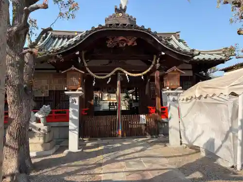 皇大神宮の{uncategorized: "未分類", other: "その他", undefined: "問題あり", building: "その他建物", grave: "お墓", sacred_gate: "鳥居", guardian: "狛犬", statue: "像", buddha: "仏像", history: "歴史", nature: "自然", garden: "庭園", animal: "動物", pagoda: "塔", temizu: "手水舎", mountain_gate: "山門・神門", sanctuary: "本殿・本堂", subordinate: "末社・摂社", art: "芸術", scenery: "景色", jizo: "地蔵", ema: "絵馬", goshuin: "御朱印", omikuji: "おみくじ", items: "授与品その他", amulet: "お守り", goshuincho: "御朱印帳", eats: "食事", festival: "お祭り", votive_dance: "神楽", shichigosan: "七五三参", wedding: "結婚式", experience: "体験その他", initially: "初詣", around: "周辺", anti_infection: "感染症対策"}