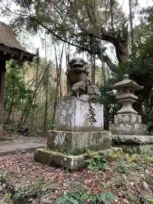 熊野神社の狛犬